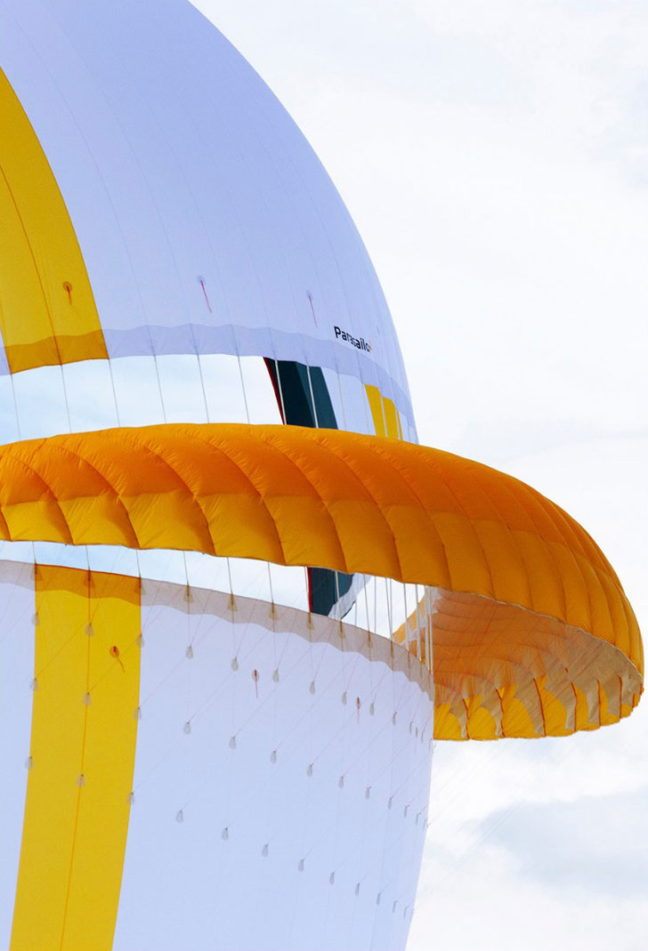 PARASAILOR-image-1